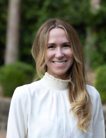 Leslie Bodnar